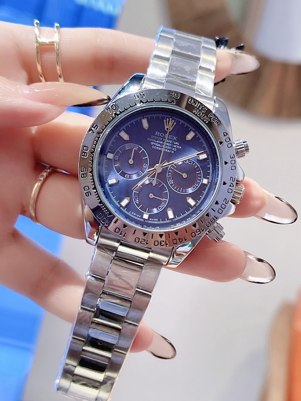 ブランド時計背面デザイン